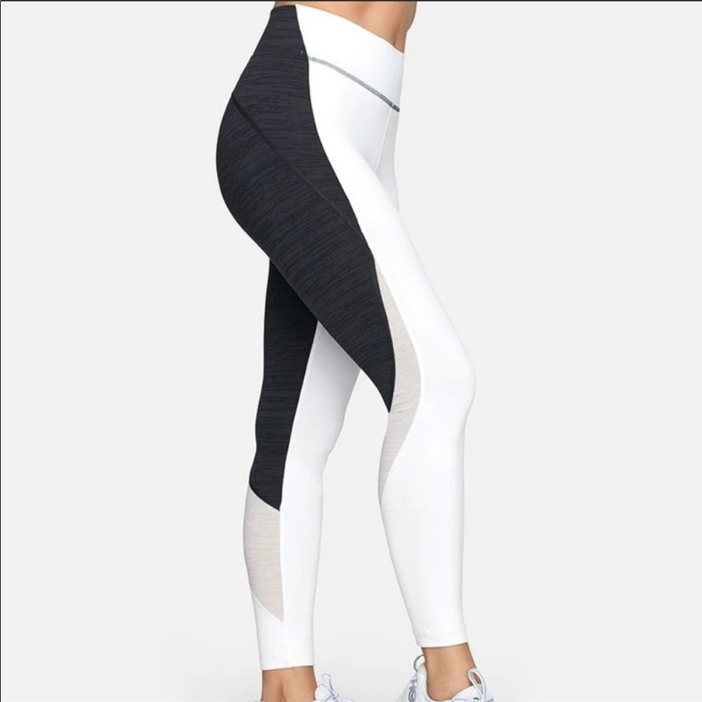 OV Zoom Leggings - TechSweat